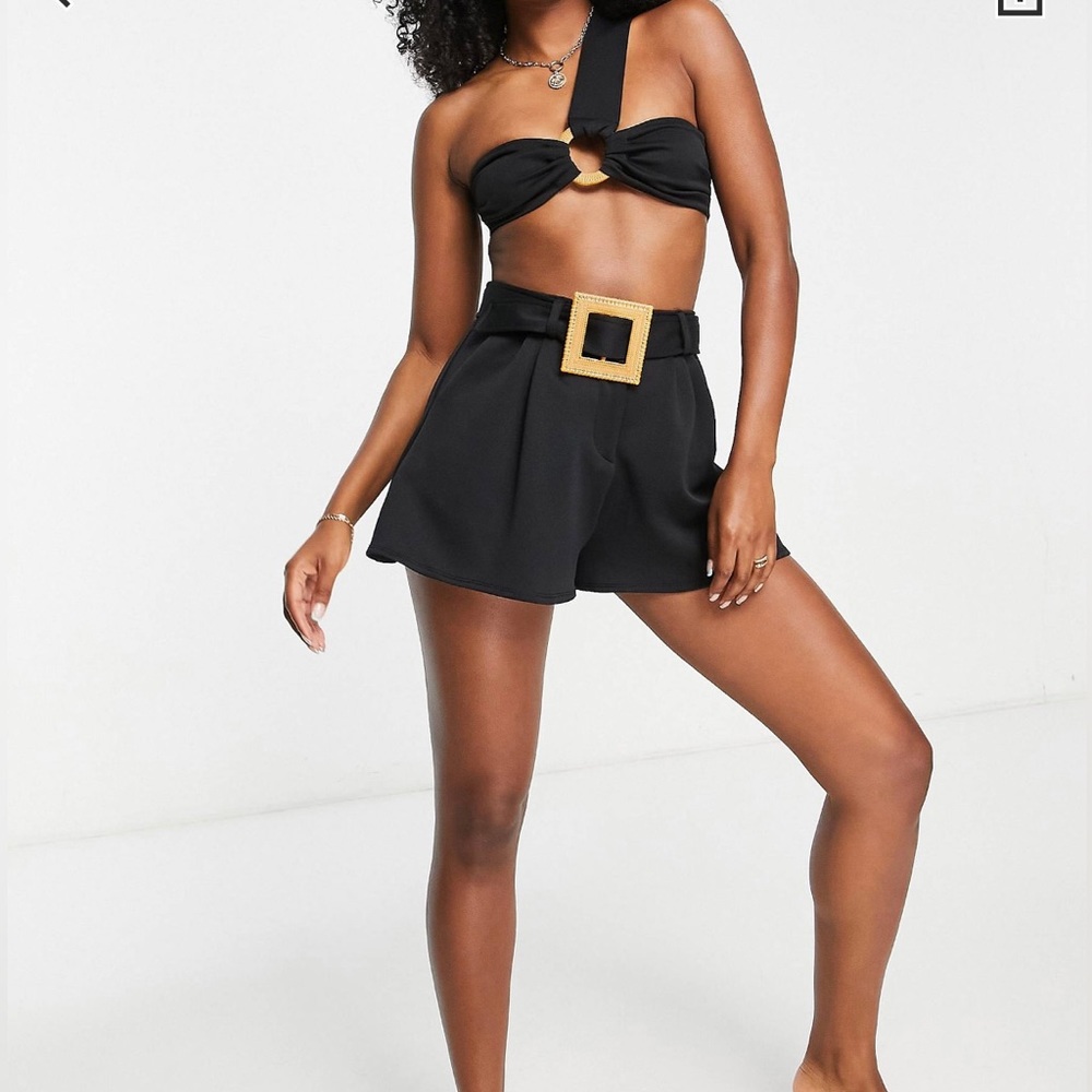 Beautiful scuba buckled tailored black set.